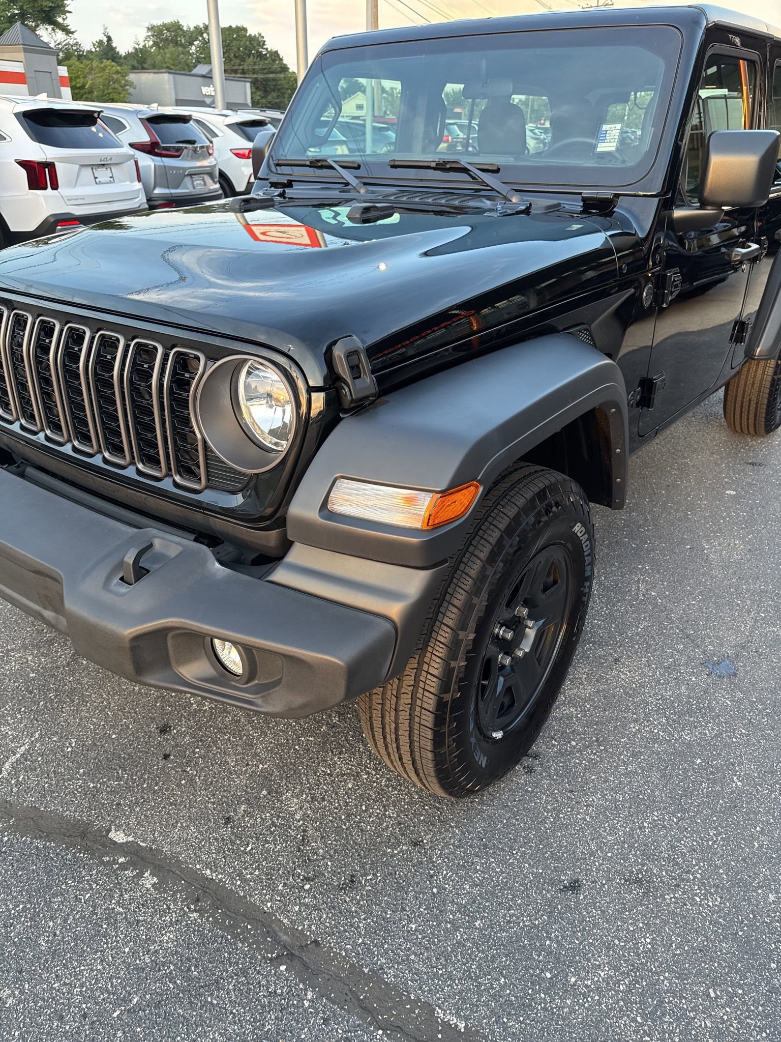 Used 2024 Jeep Wrangler Sport image 10