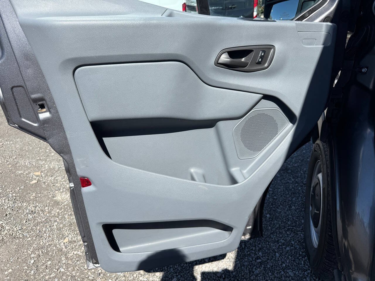 Used 2015 Ford Transit 150 130 Low Roof RWD image 27