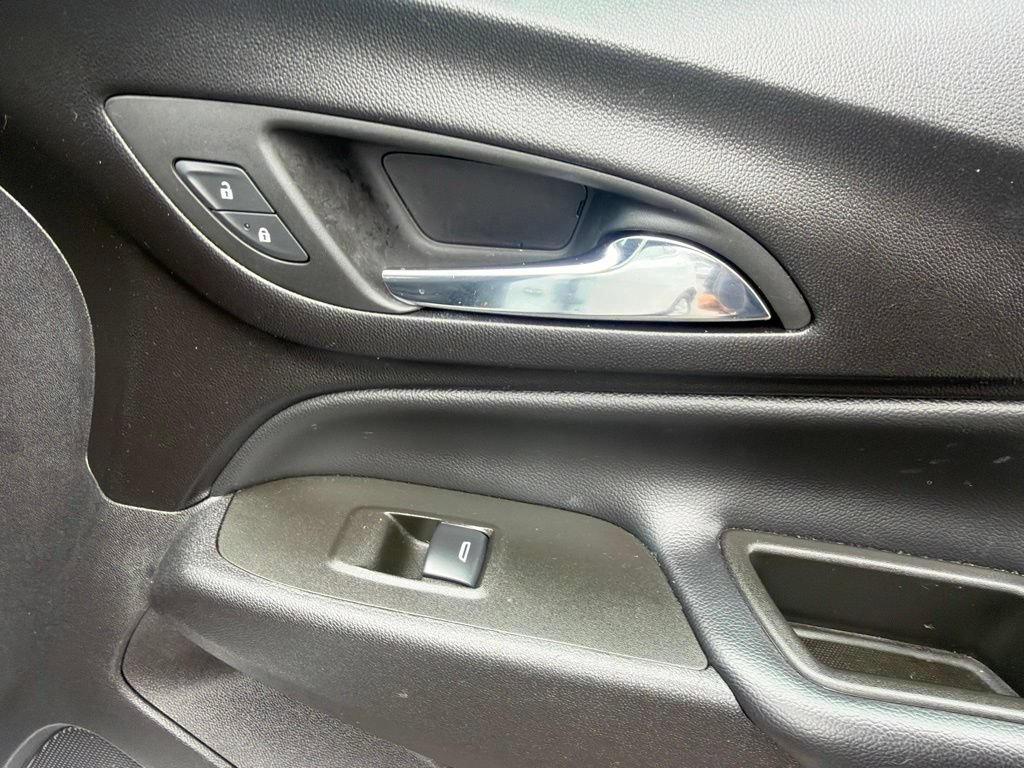 Used 2024 Chevrolet Equinox LT w/ LPO, Floor Liner Package AWD/4WD image 21
