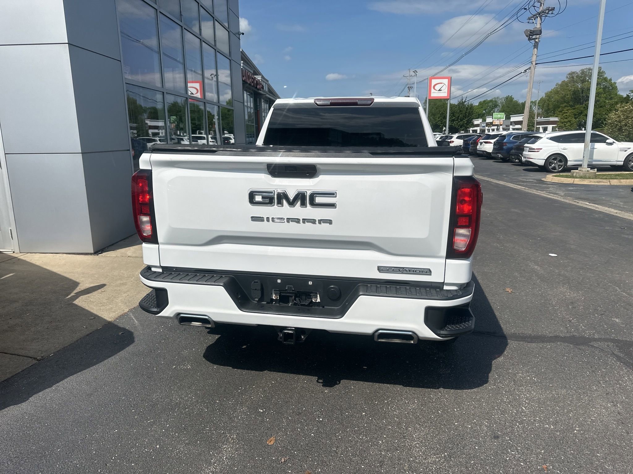 Used 2021 GMC Sierra 1500 Elevation w/ X31 Off-Road Package AWD/4WD image 5