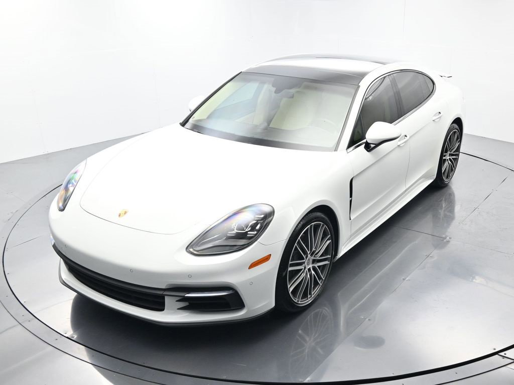 Used 2018 Porsche Panamera 4S image 29