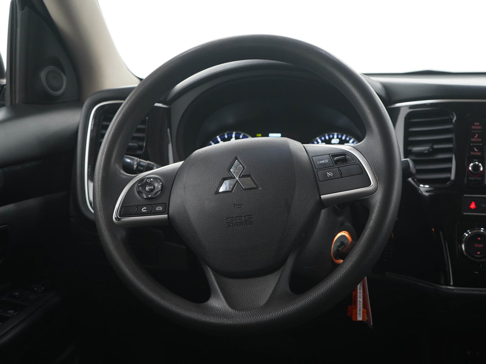 Used 2019 Mitsubishi Outlander ES AWD/4WD image 17