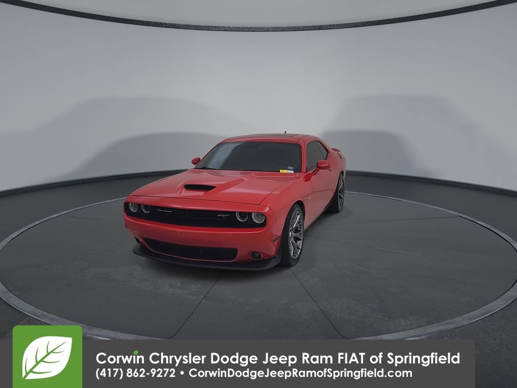 Used 2015 Dodge Challenger SRT RWD image 6