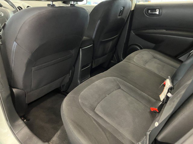Used 2014 Nissan Rogue S AWD/4WD image 27
