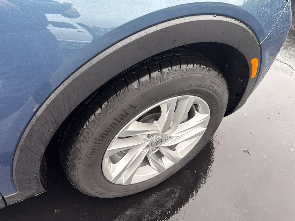Used 2025 Buick Envista Preferred FWD image 25