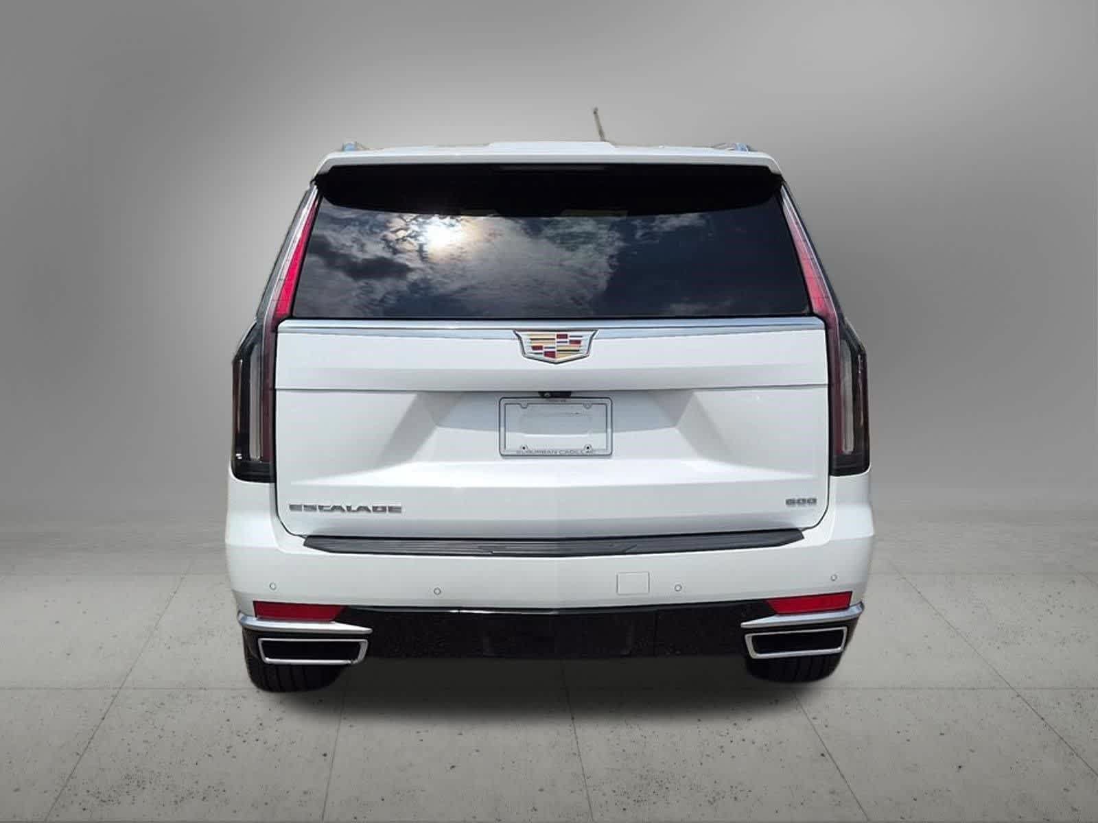 Used 2021 Cadillac Escalade ESV Premium Luxury w/ Driver Assist Tech Package RWD image 5