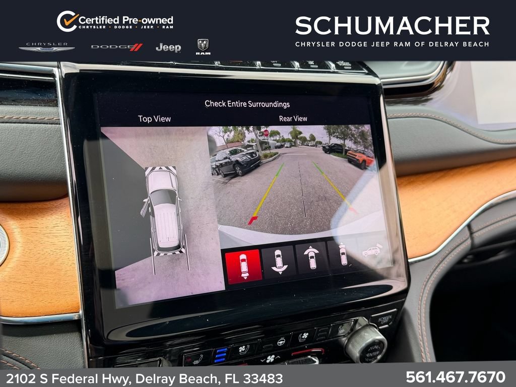 Used 2023 Jeep Grand Cherokee L Summit AWD/4WD image 26