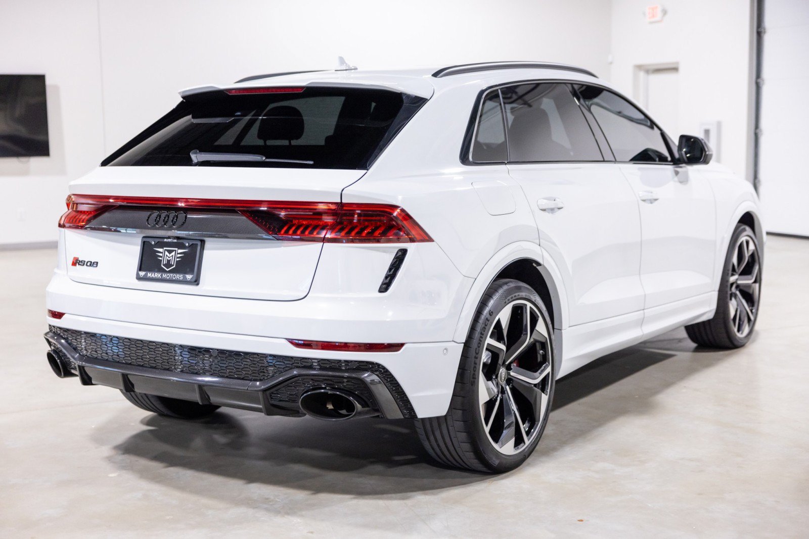 Used 2024 Audi RS Q8 AWD/4WD image 9
