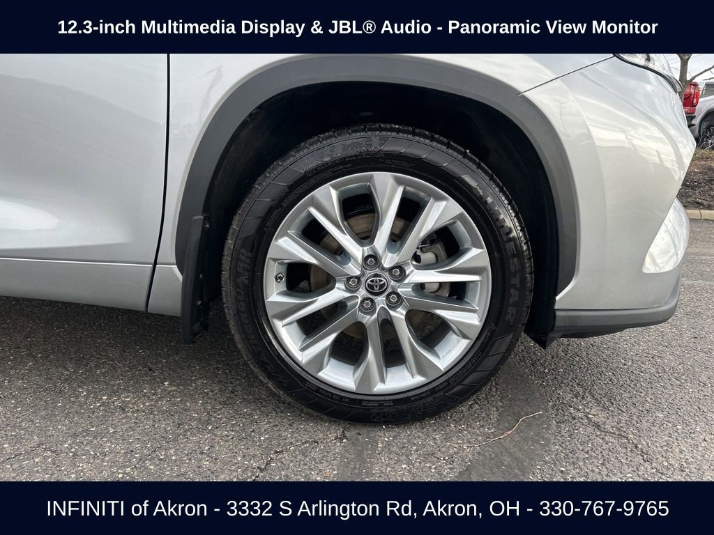 Used 2022 Toyota Highlander Limited AWD/4WD image 21