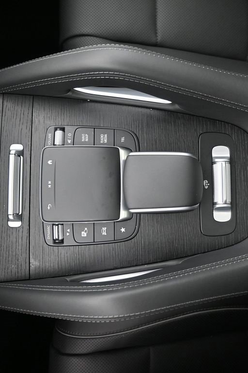 Used 2024 Mercedes-Benz GLS 580 4MATIC image 17