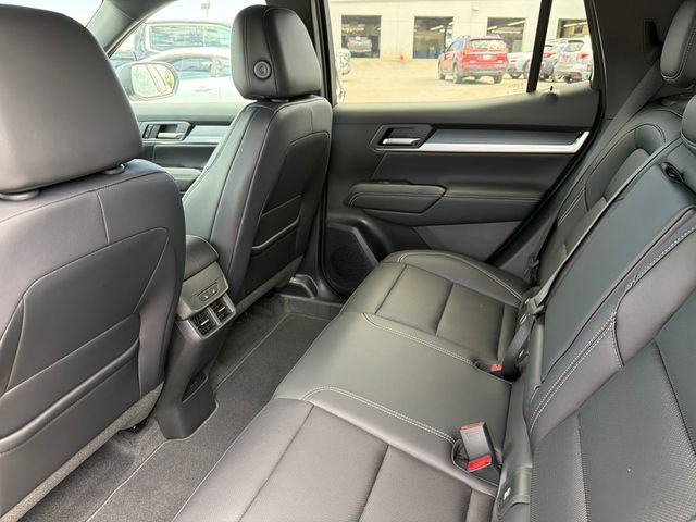 New 2027 GMC Terrain Elevation w/ Elevation Premium Package FWD image 19