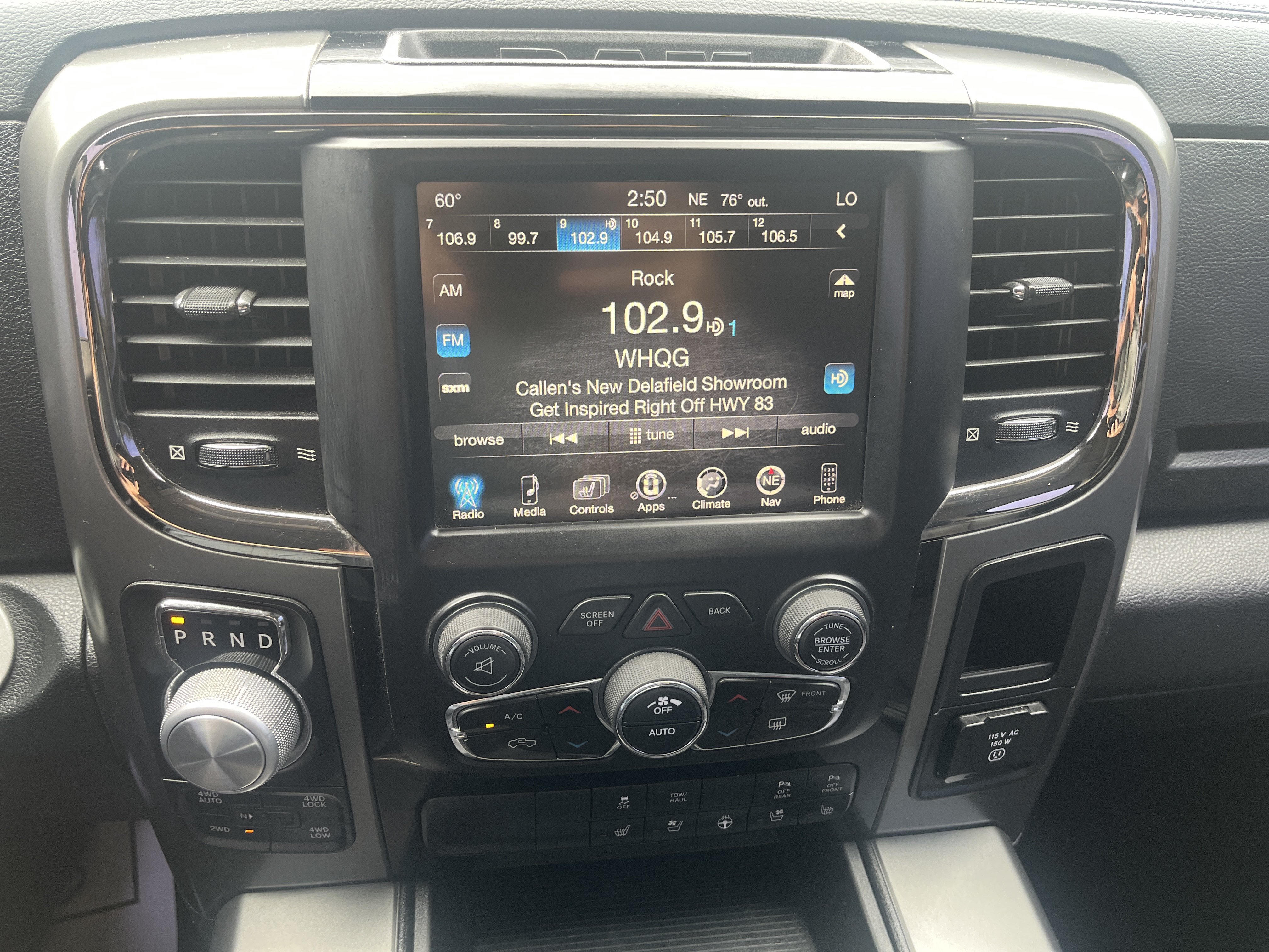 Used 2015 RAM 1500 Sport w/ Convenience Group AWD/4WD image 27