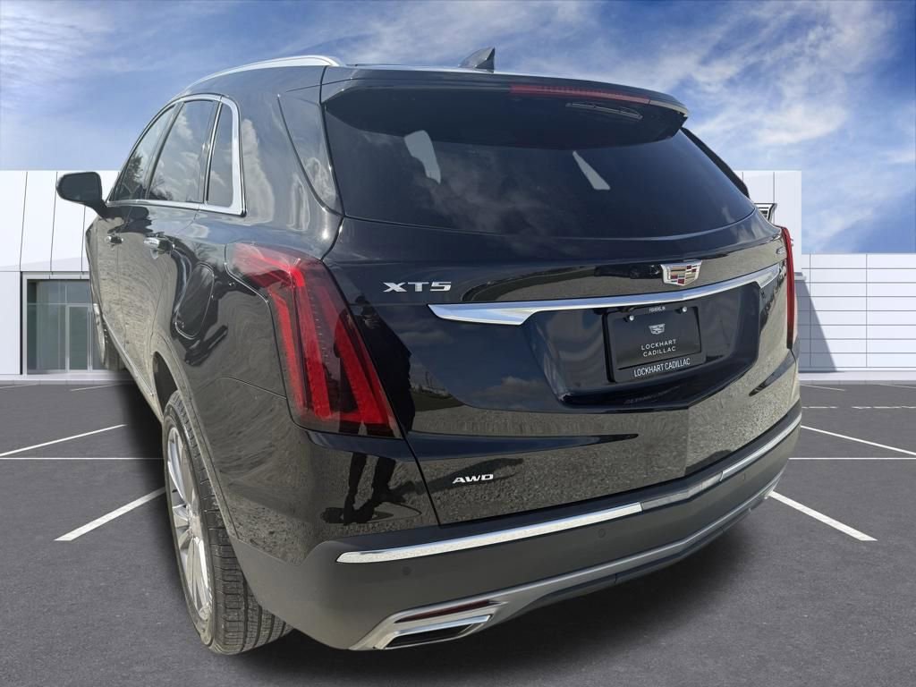 Certified 2025 Cadillac XT5 Premium Luxury image 11