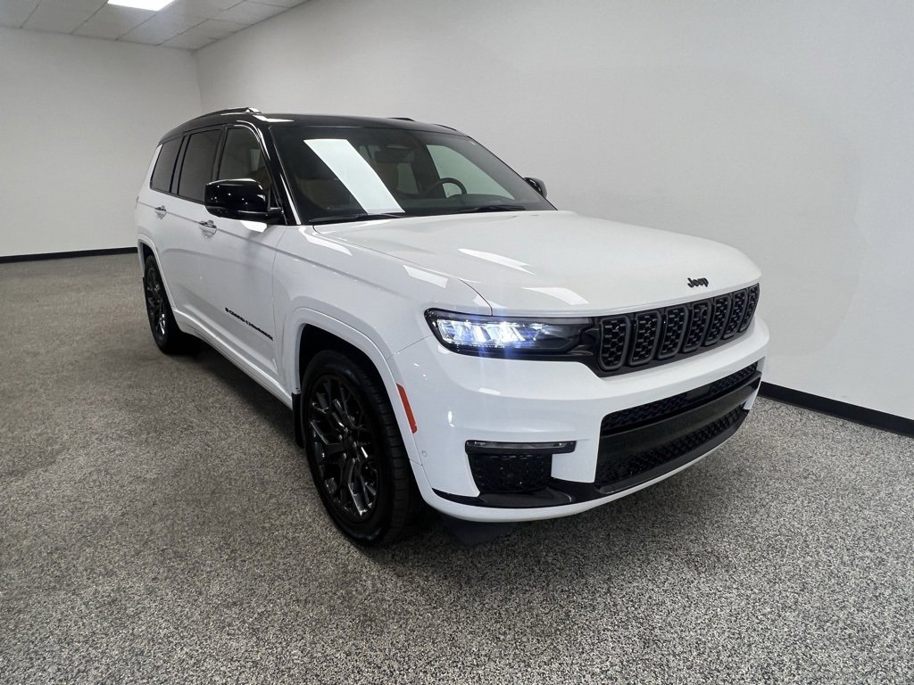 Used 2024 Jeep Grand Cherokee L Summit image 19