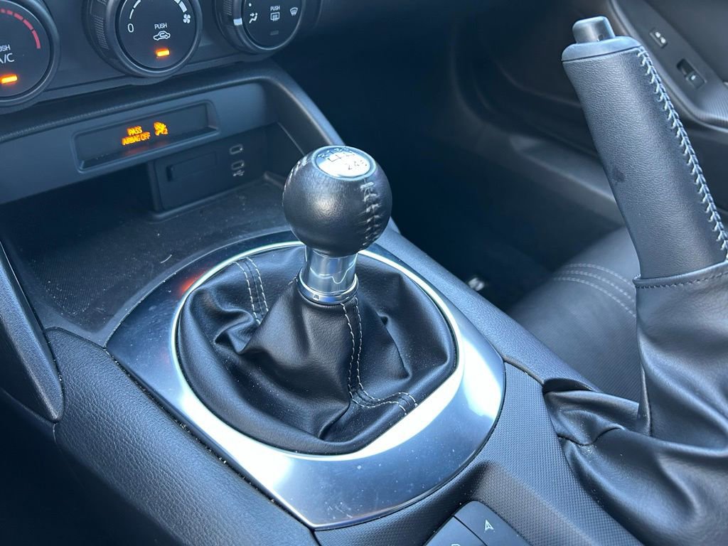 Used 2024 MAZDA MX-5 Miata Sport image 23