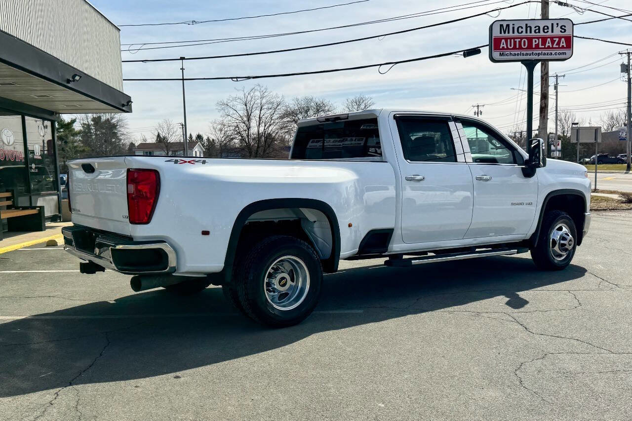 Used 2020 Chevrolet Silverado 3500 LTZ w/ LTZ Plus Package image 4