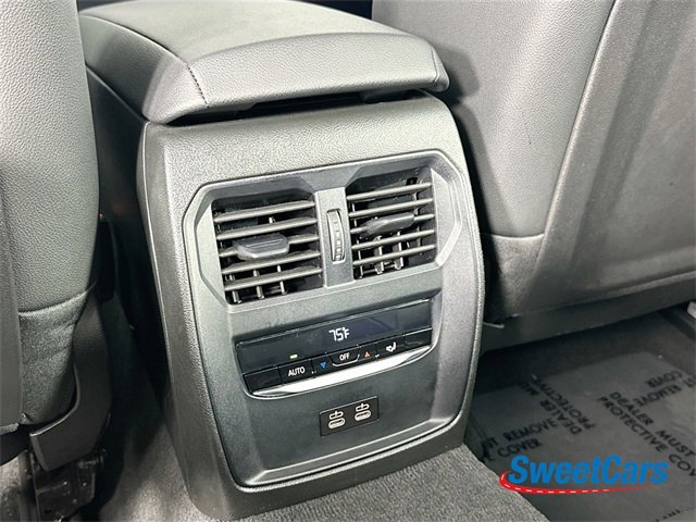 Used 2025 BMW 330i xDrive Sedan image 39