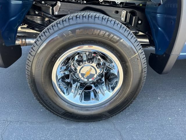 New 2026 Chevrolet Silverado 3500 LT w/ Safety Package AWD/4WD image 4
