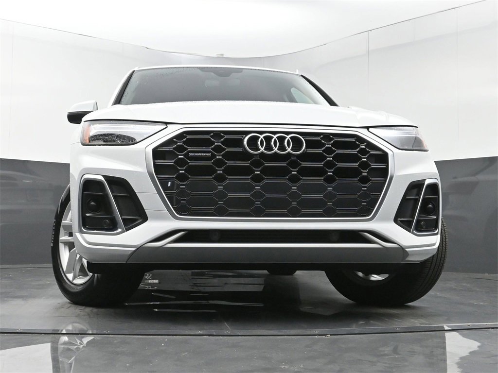 Used 2024 Audi Q5 2.0T Premium w/ Convenience Package image 26