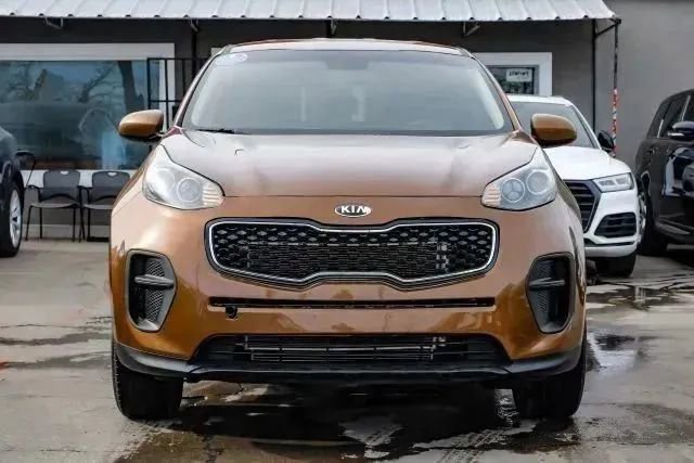 Used 2019 Kia Sportage LX FWD image 7