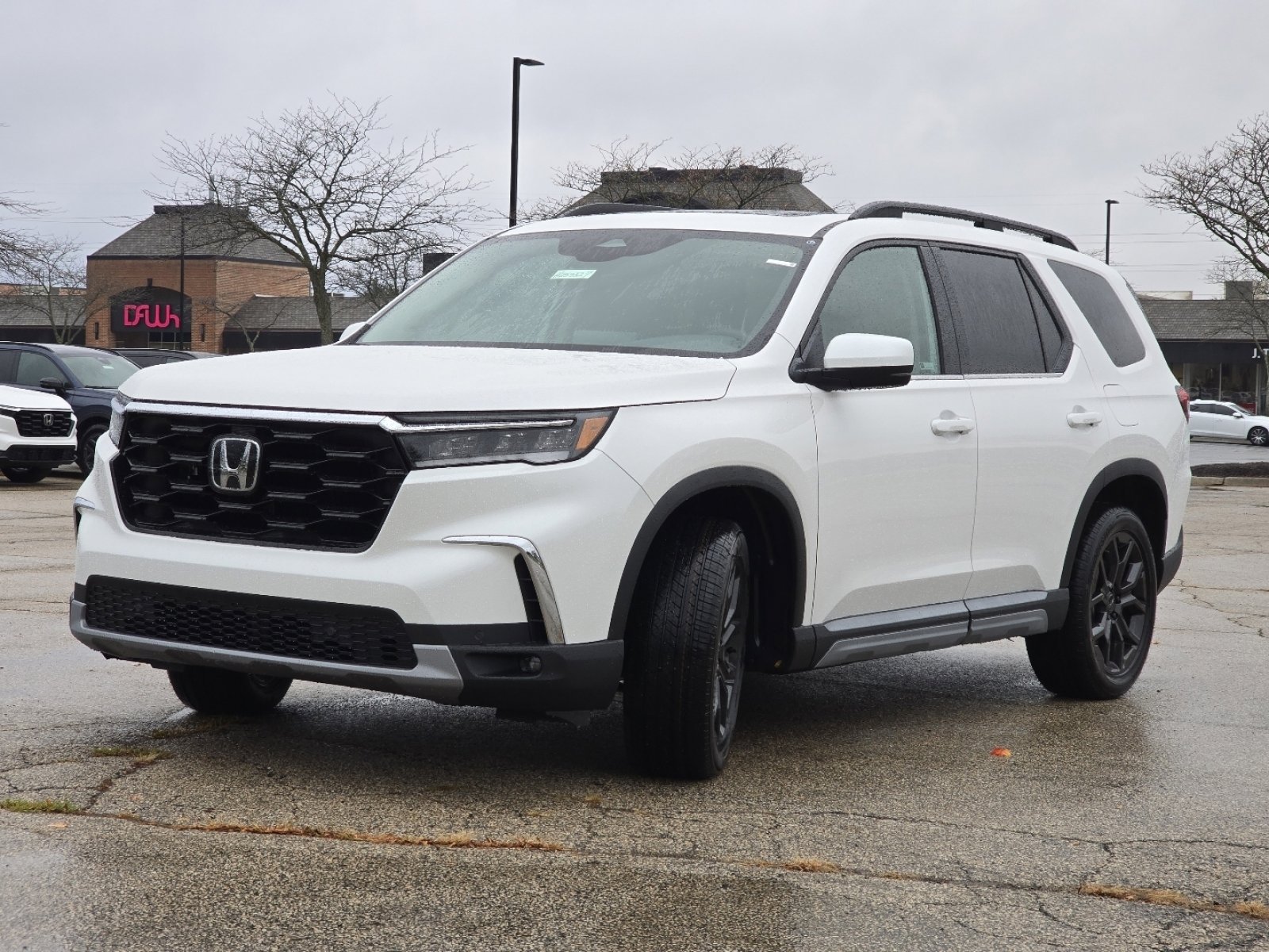 New 2025 Honda Pilot Touring image 16