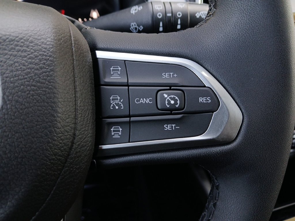 New 2026 Jeep Compass Limited AWD/4WD image 25
