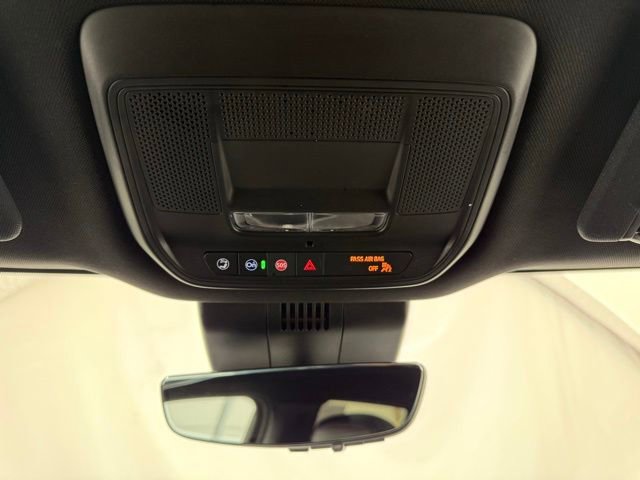 Used 2025 Chevrolet Silverado EV RST AWD/4WD image 41