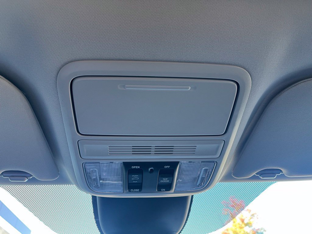Used 2026 Honda Odyssey Elite image 36