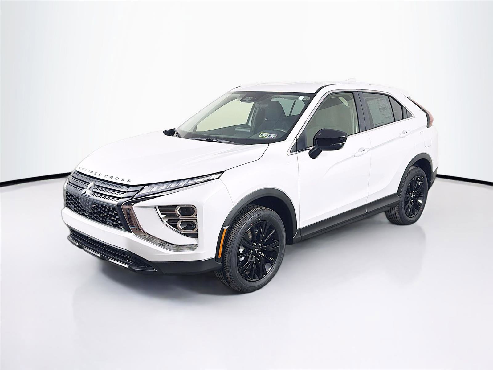 New 2026 Mitsubishi Eclipse Cross LE AWD/4WD image 3