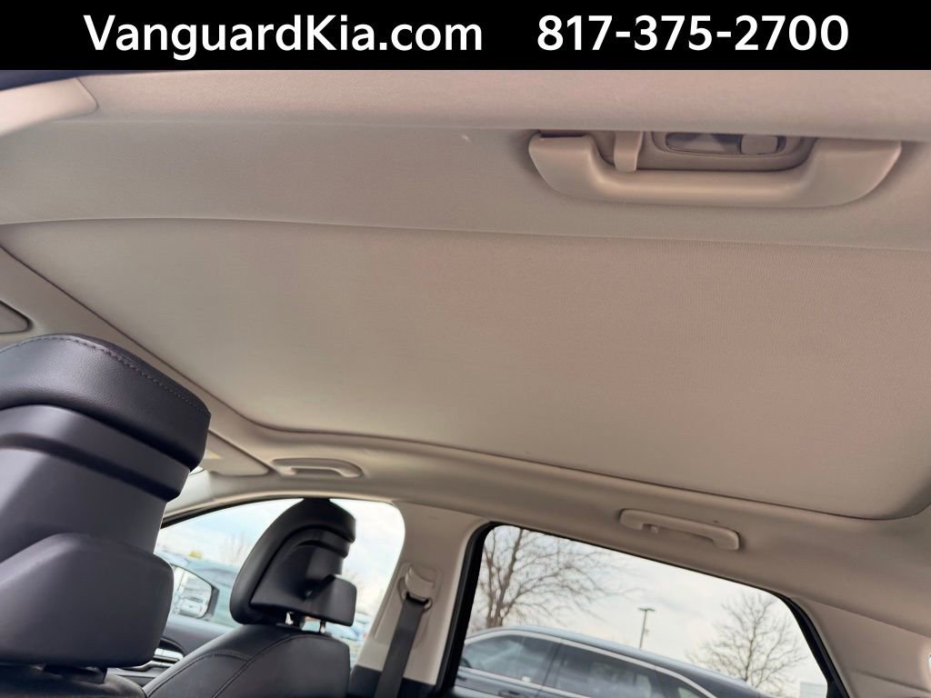 Certified 2025 Kia Sportage EX w/ Premium Package FWD image 25