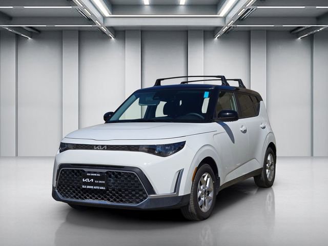 Certified 2025 Kia Soul S image 3
