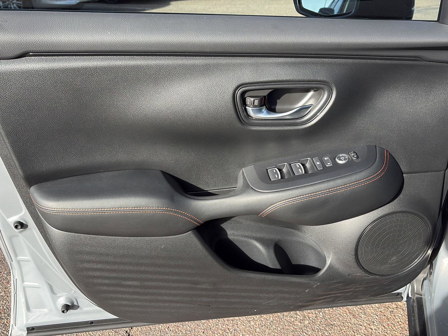 Certified 2024 Honda HR-V Sport image 8