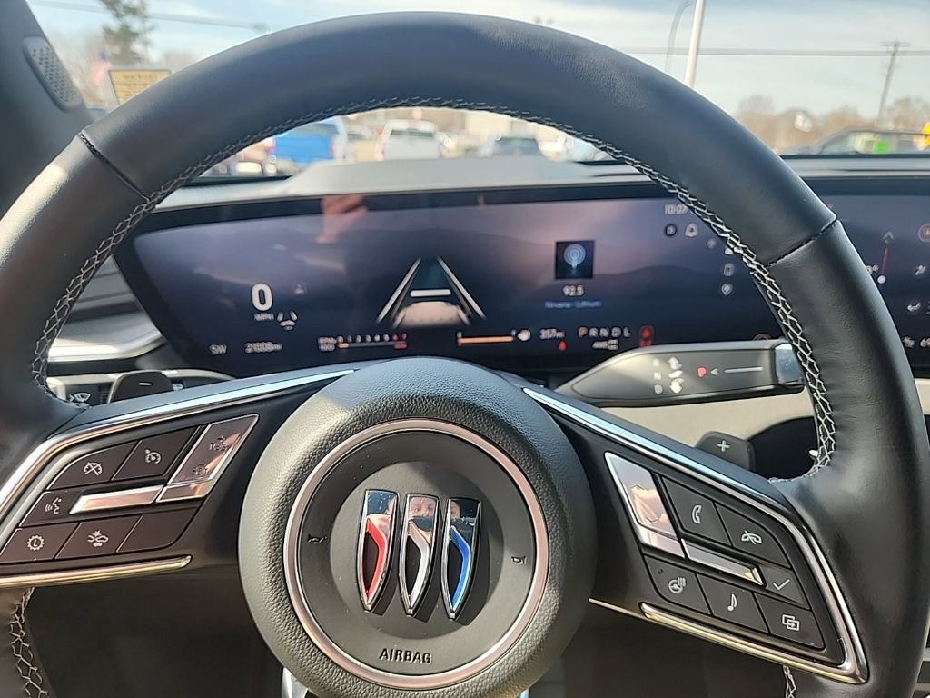 Used 2025 Buick Enclave Sport Touring image 23