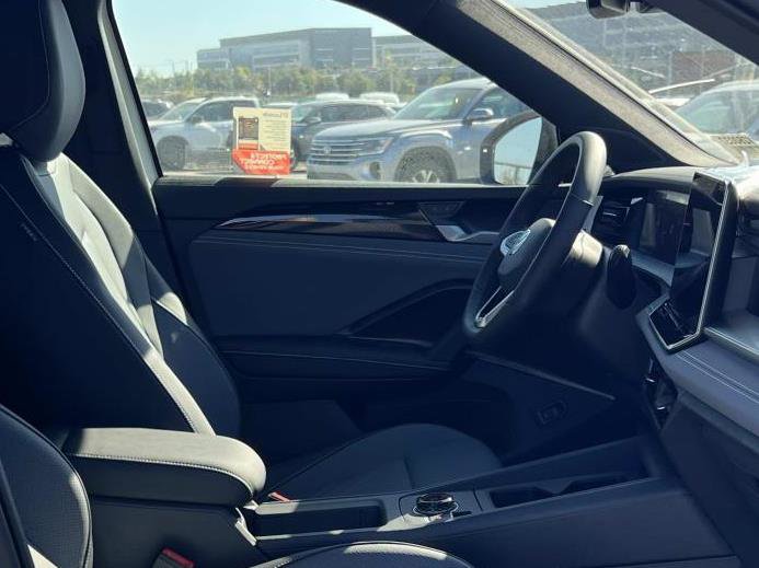 New 2026 Volkswagen Tiguan SE R-Line image 32