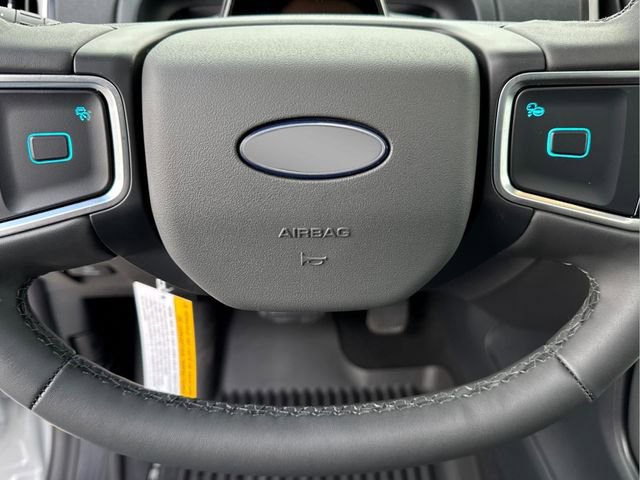 New 2026 Ford Expedition Active image 18