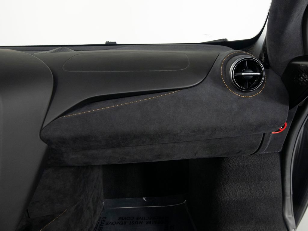 Used 2024 McLaren 750S Spider image 31