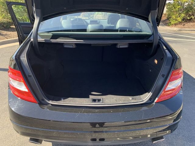 Used 2011 Mercedes-Benz C 300 Sedan image 31