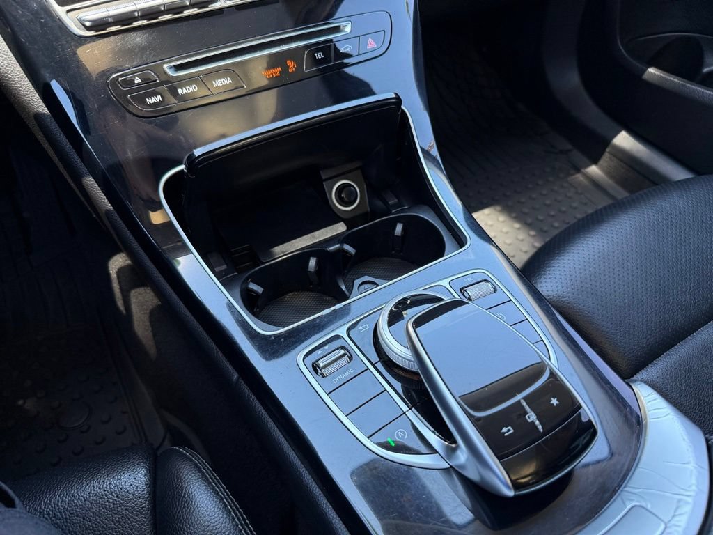 Certified 2016 Mercedes-Benz C 300 Sedan image 22