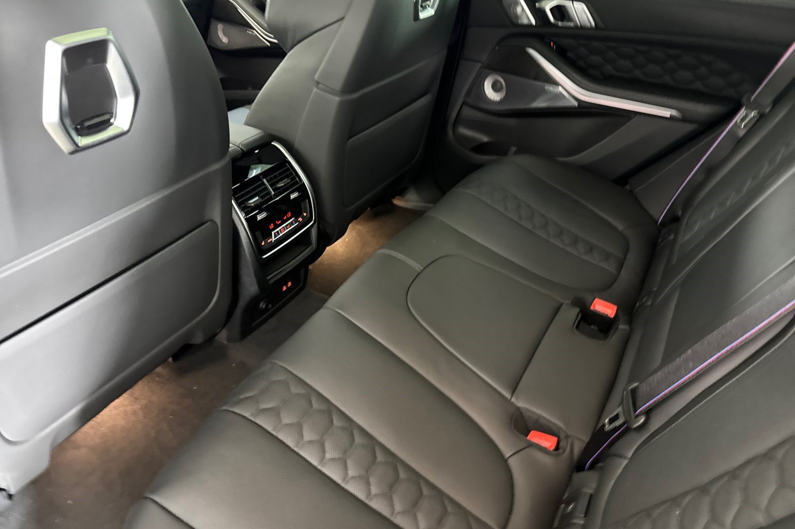 New 2026 BMW X5 M Competition w/ Executive Package AWD/4WD image 27