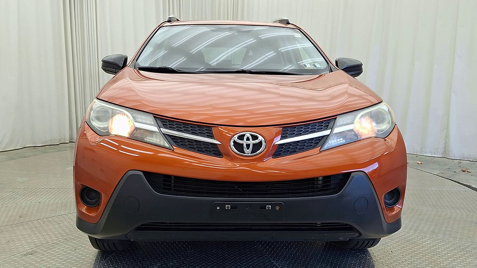 Used 2015 Toyota RAV4 LE FWD image 9