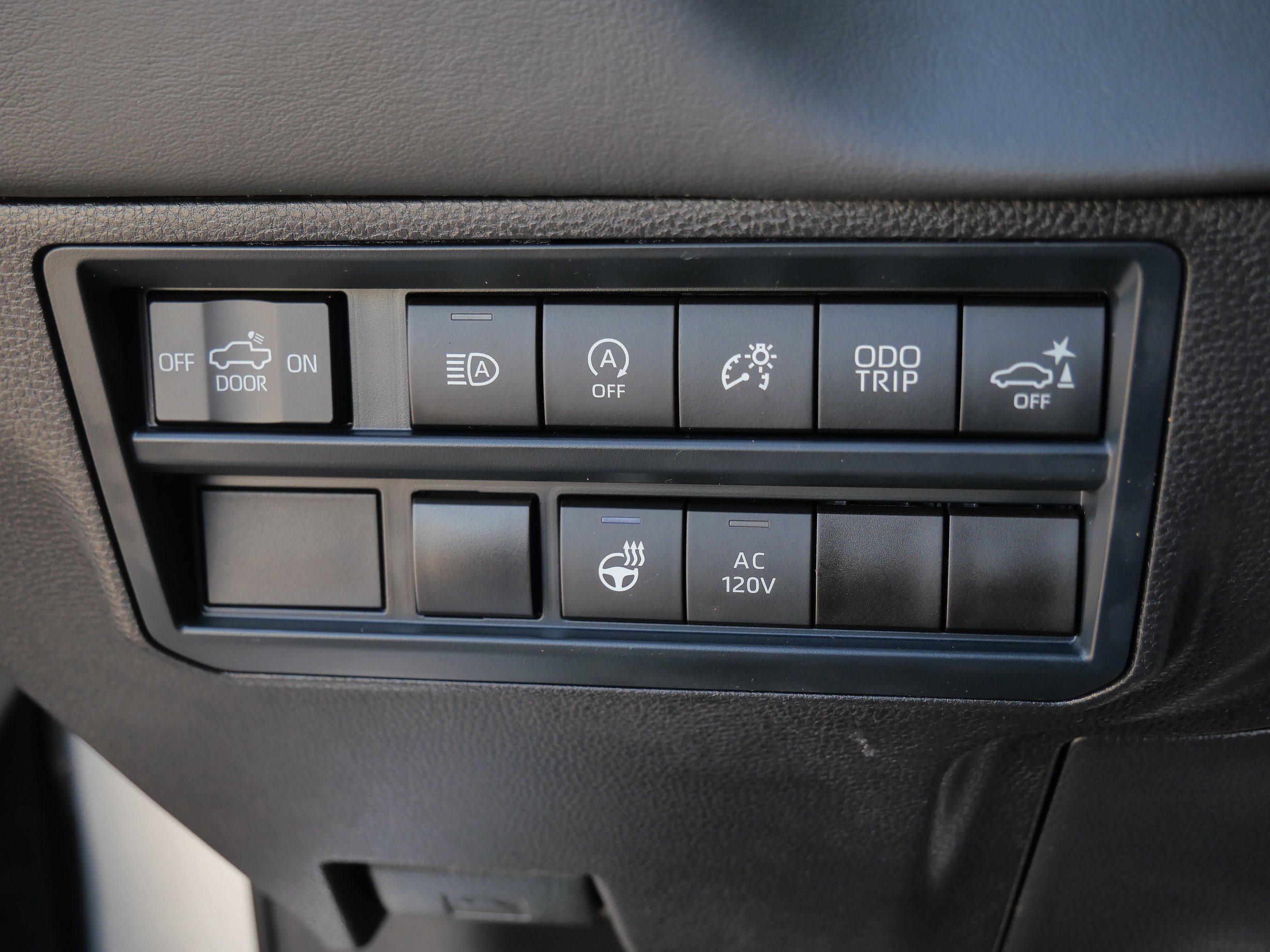 Used 2025 Toyota Tundra Platinum image 26