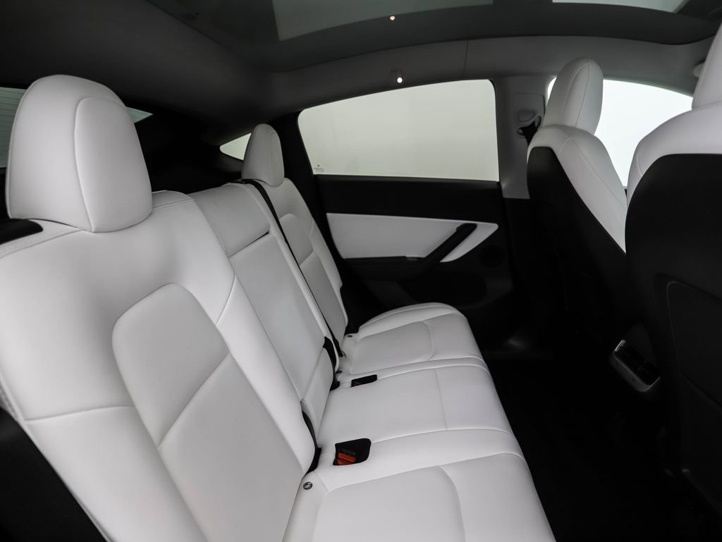 Used 2020 Tesla Model Y Long Range AWD/4WD image 25