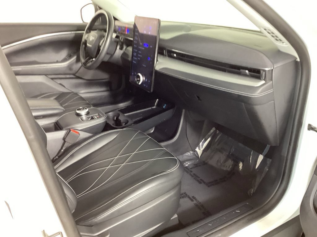 Used 2023 Ford Mustang Mach-E Select RWD image 37