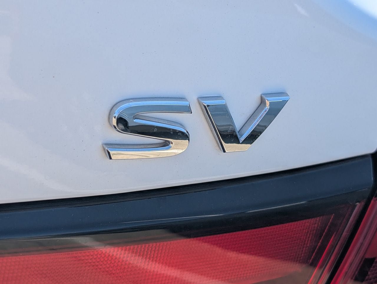 Used 2024 Nissan Sentra SV FWD image 8