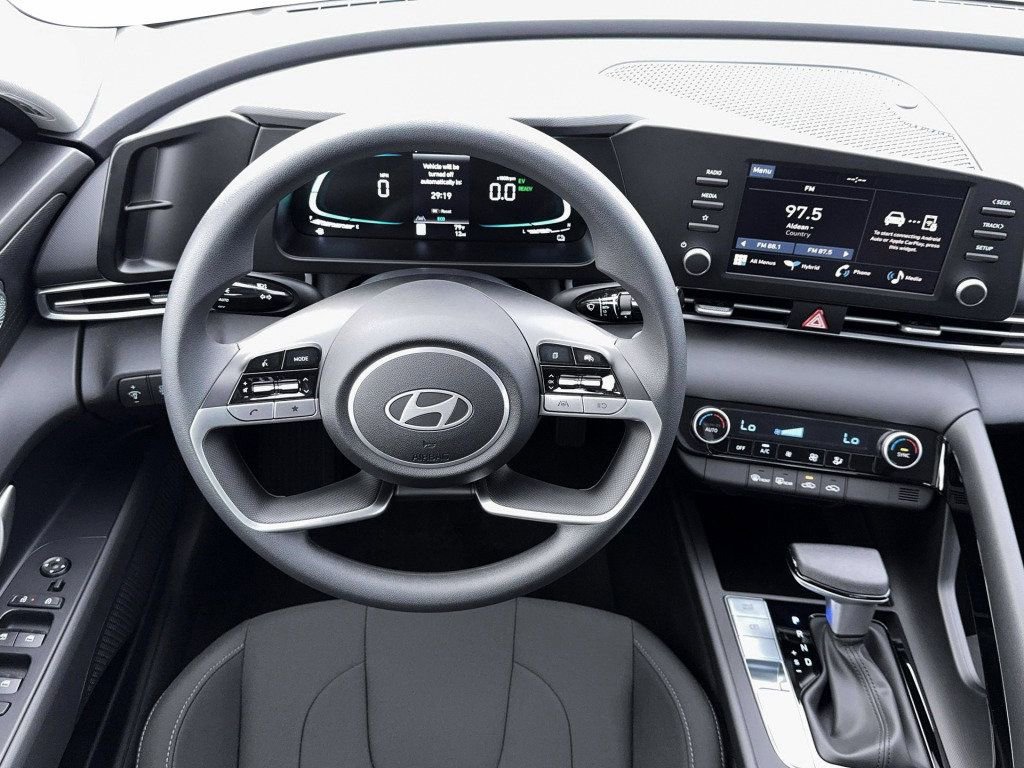 New 2026 Hyundai Elantra Hybrid FWD image 17