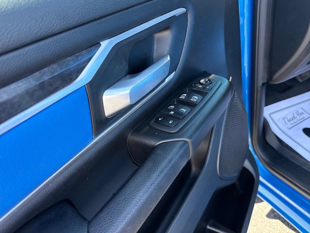 Used 2022 RAM 1500 Big Horn AWD/4WD image 14