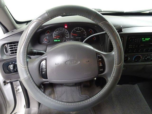 Used 2001 Ford F150 XL RWD image 23