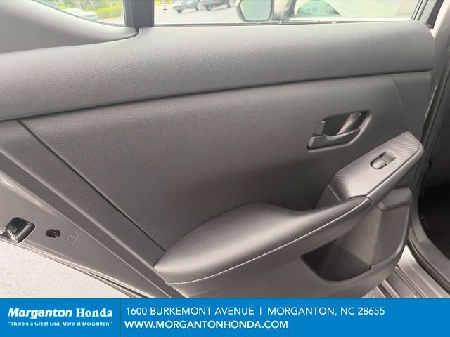 Used 2024 Nissan Sentra SV FWD image 23
