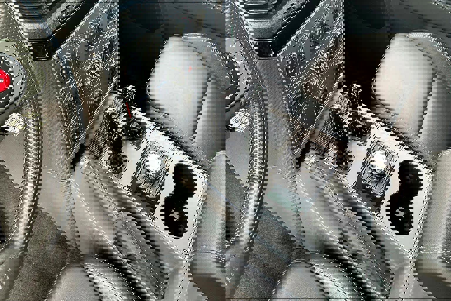 Used 2024 INEOS Grenadier Fieldmaster Edition image 17