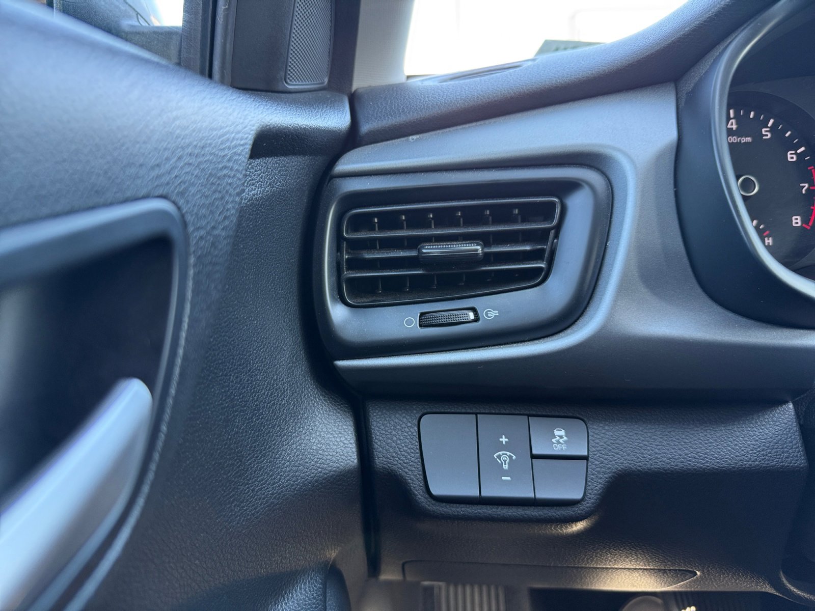 Used 2023 Kia Rio S image 20